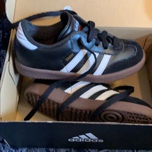 Boys Adidas Samba Classic Sneakers
